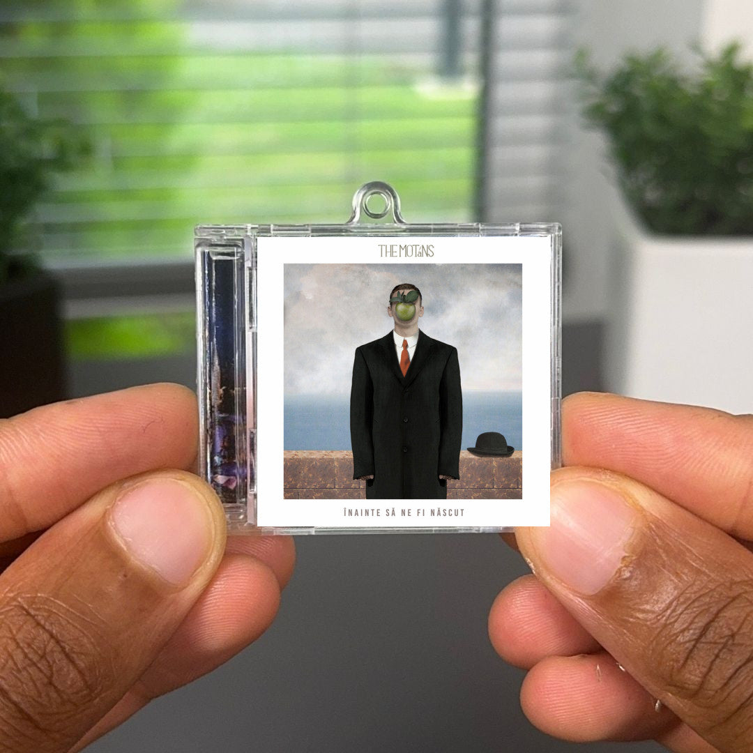 Înainte Să Ne Fi Născut llavero NFC