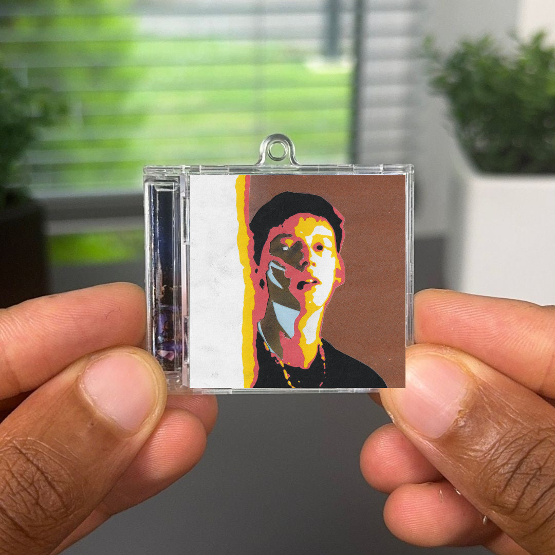 I store my fear and my pain in the nape of my neck llavero NFC