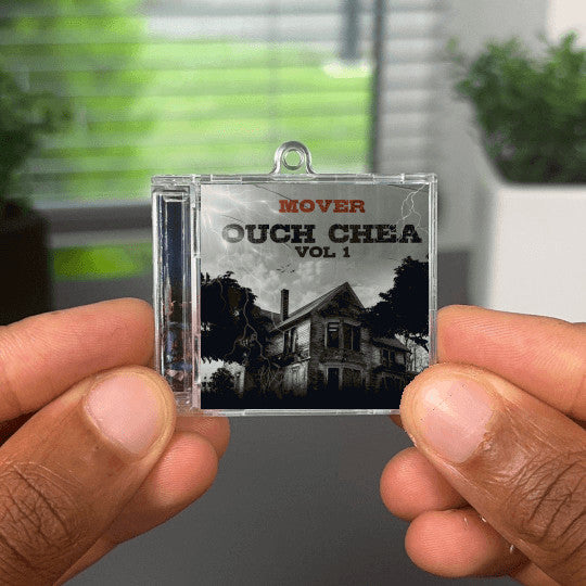 Ouch Chea, Vol.1 llavero NFC