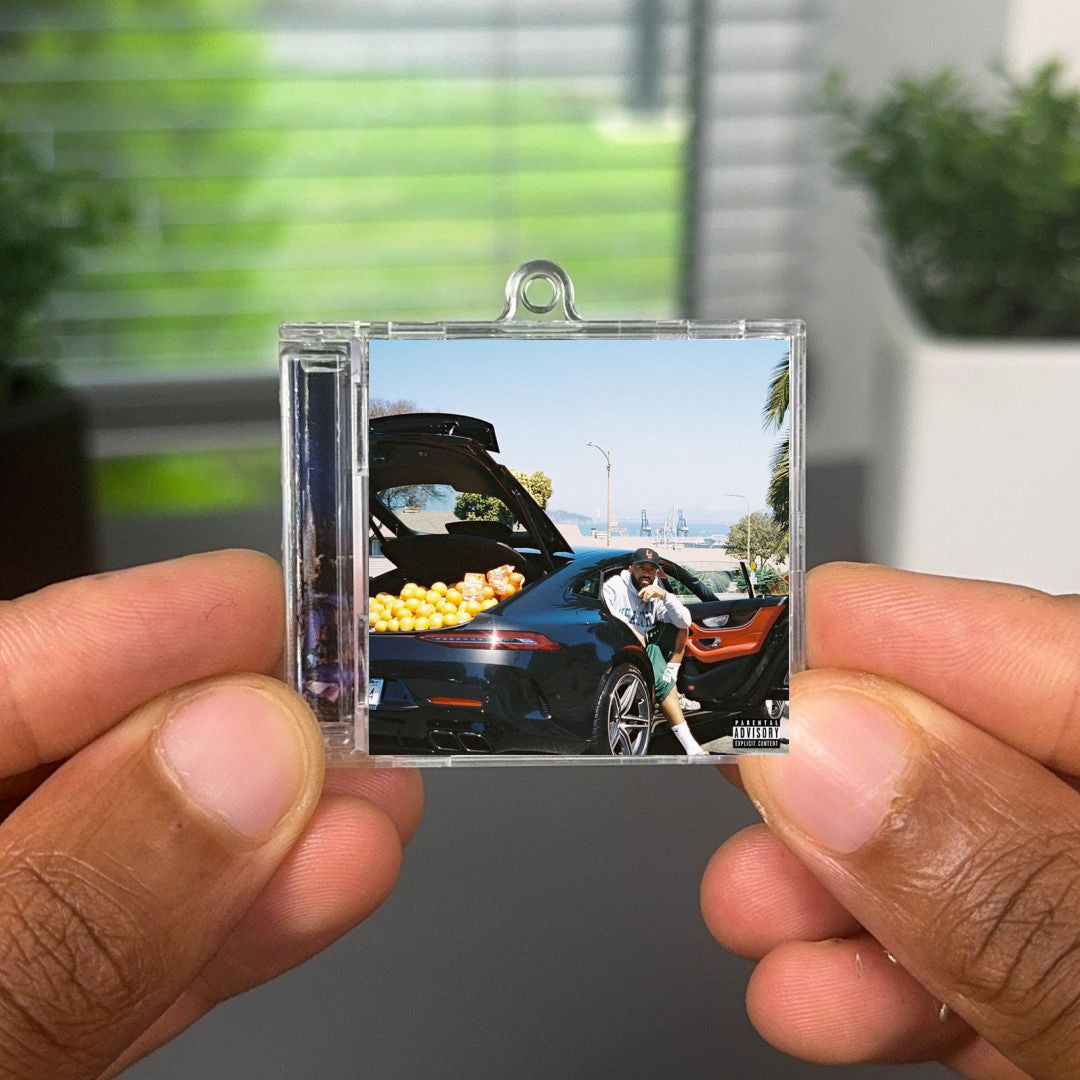 Out The Trunk llavero NFC