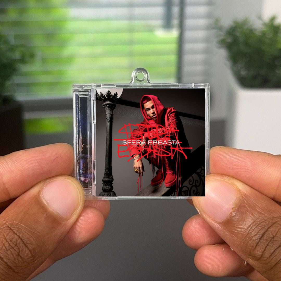 Sfera Ebbasta llavero NFC