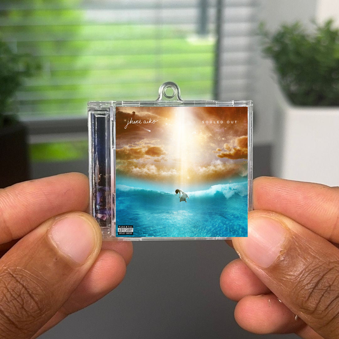 Souled Out (Deluxe) llavero NFC