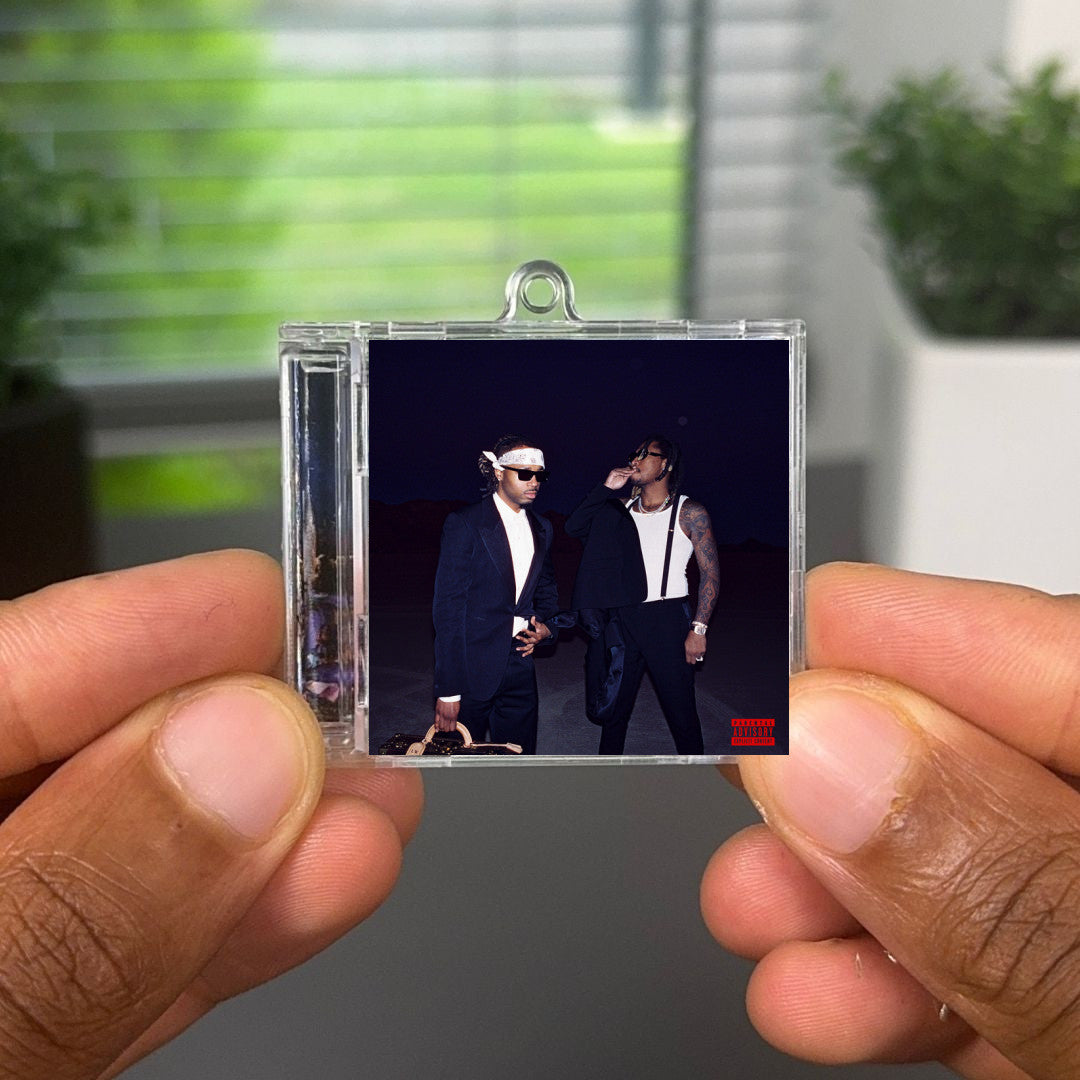 WE DON"T TRUST YOU llavero NFC