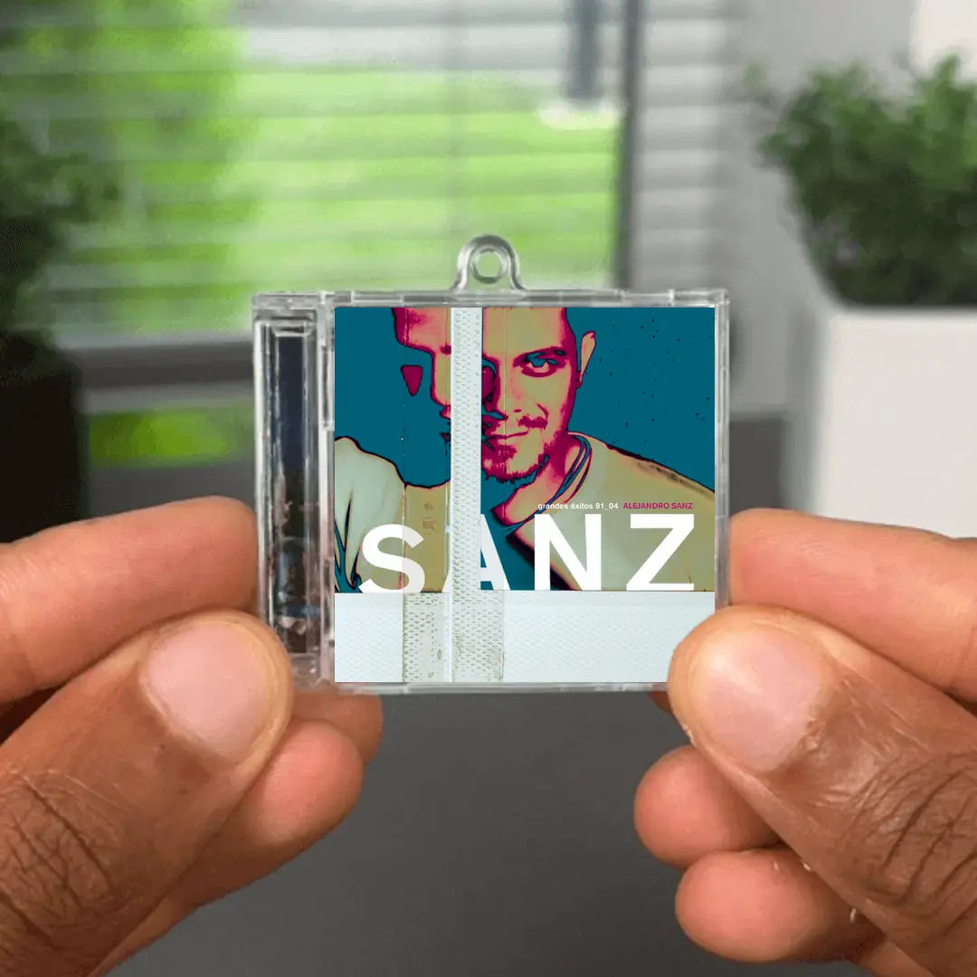 Grandes exitos 1991-2004 (Edición especial) llavero NFC