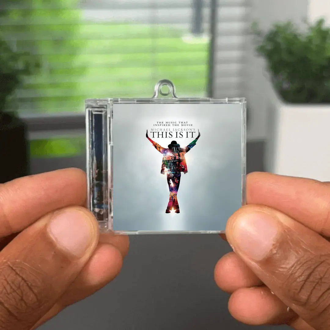 Michael Jackson"s This Is It Albumtag
