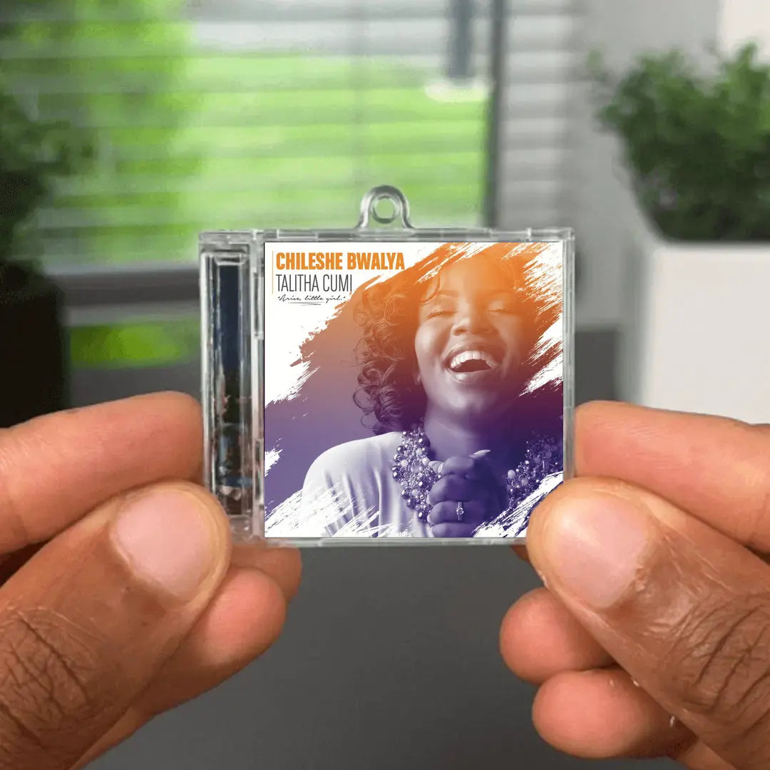 Paka Tu Myumfye llavero NFC