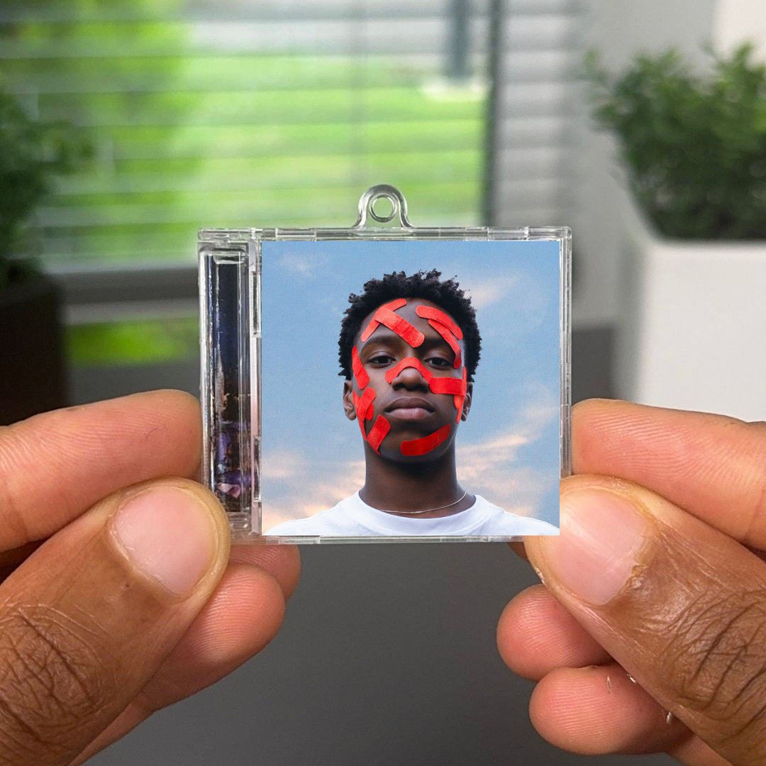 schönheit die in schmerzen liegt llavero NFC