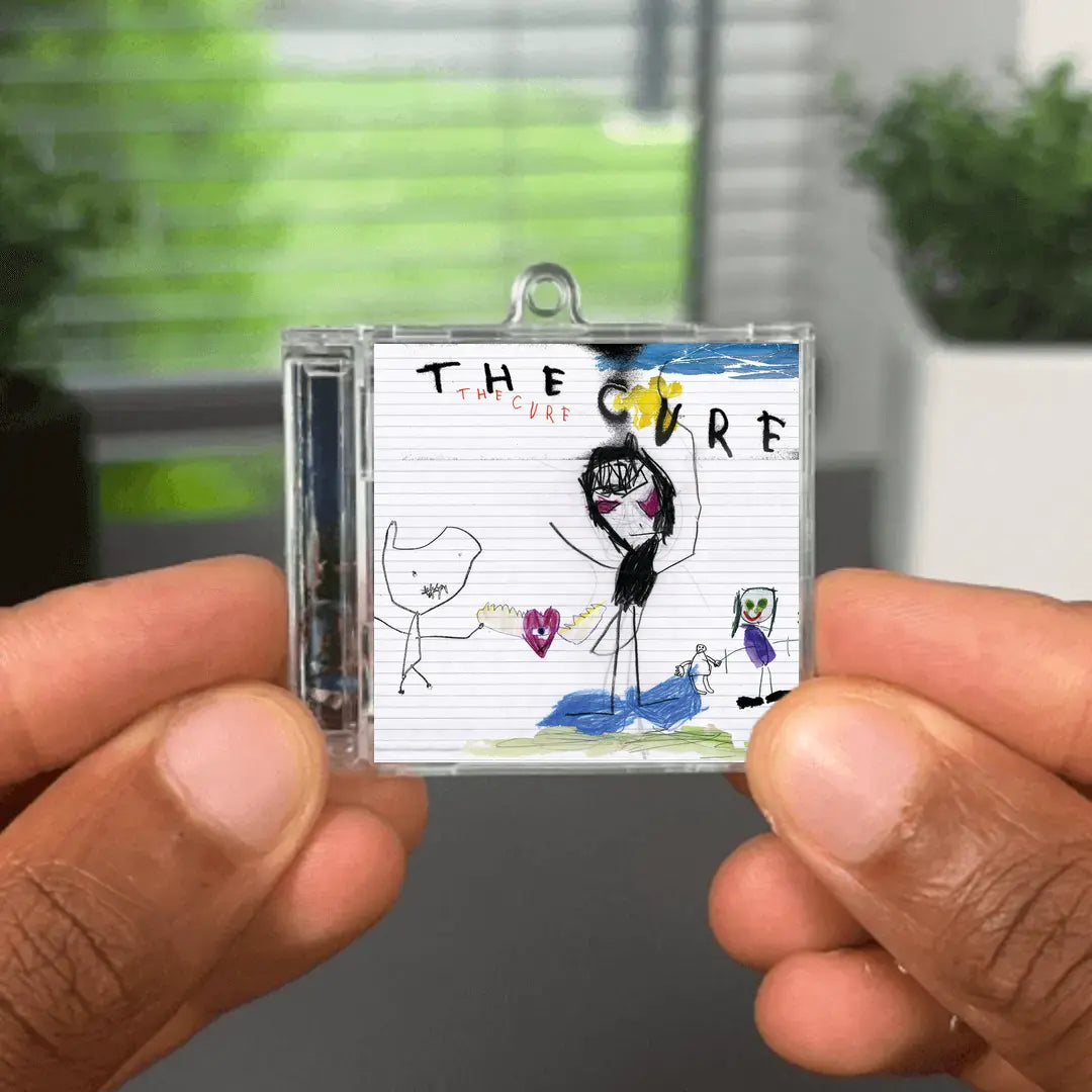 The Cure llavero NFC