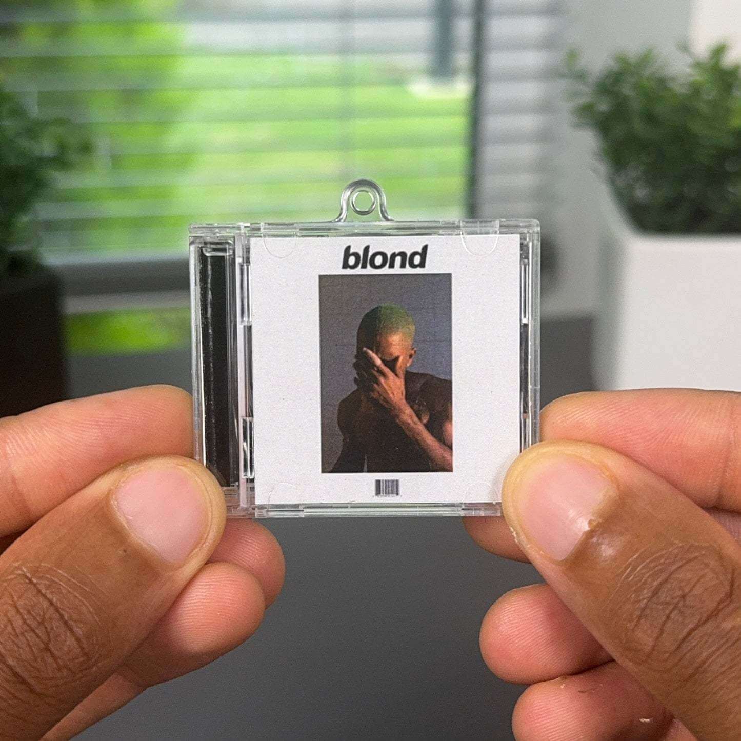 Blond NFC Keychain