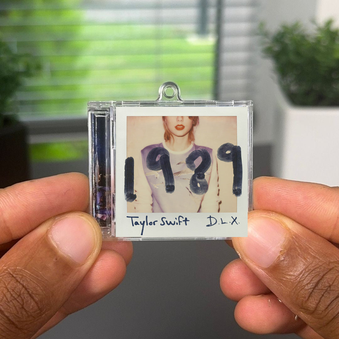 1989 (Deluxe) NFC Keychain