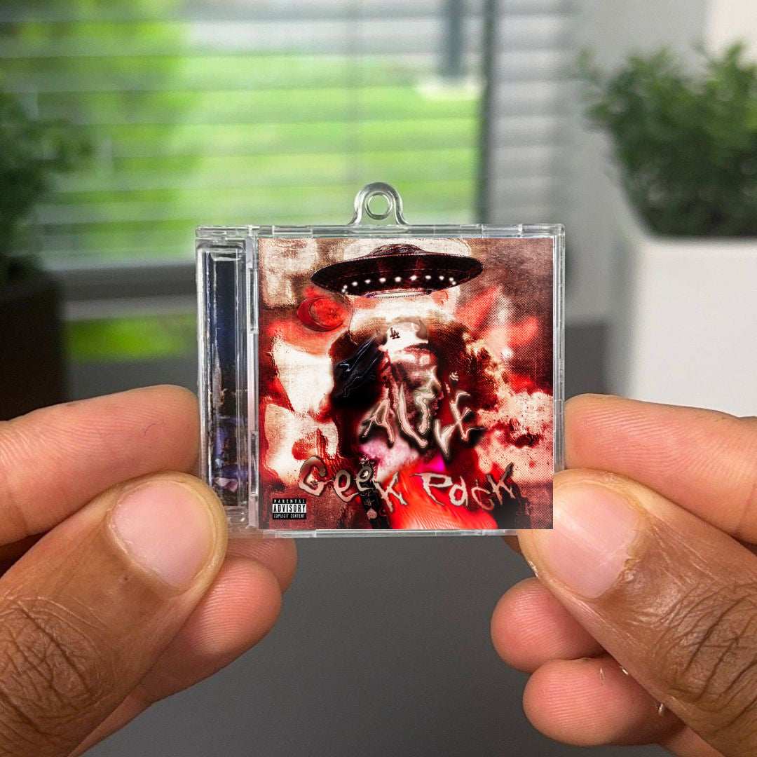 2 Alivë (Geëk Pack) NFC Keychain