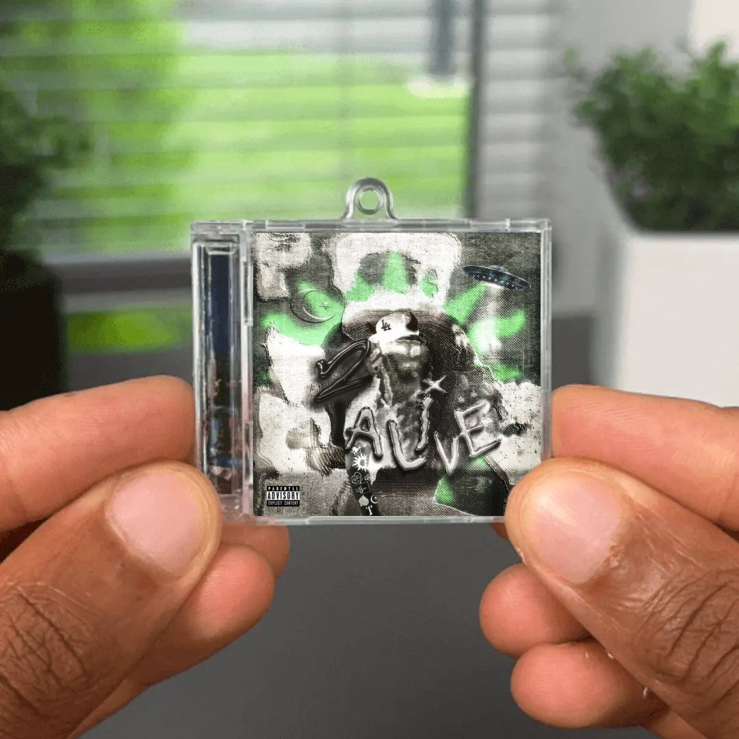 2 Alivë NFC Keychain