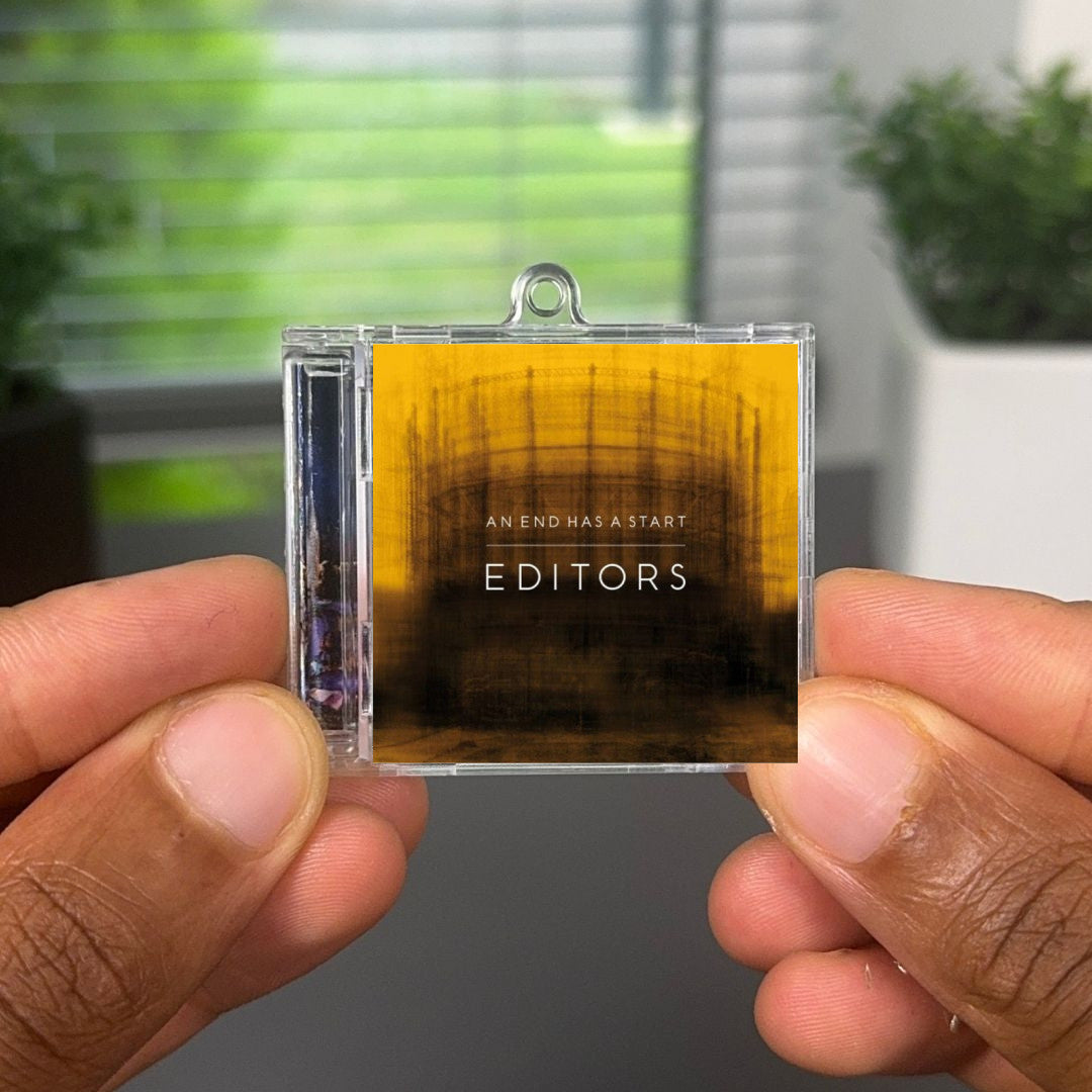 An End Has a Start llavero NFC