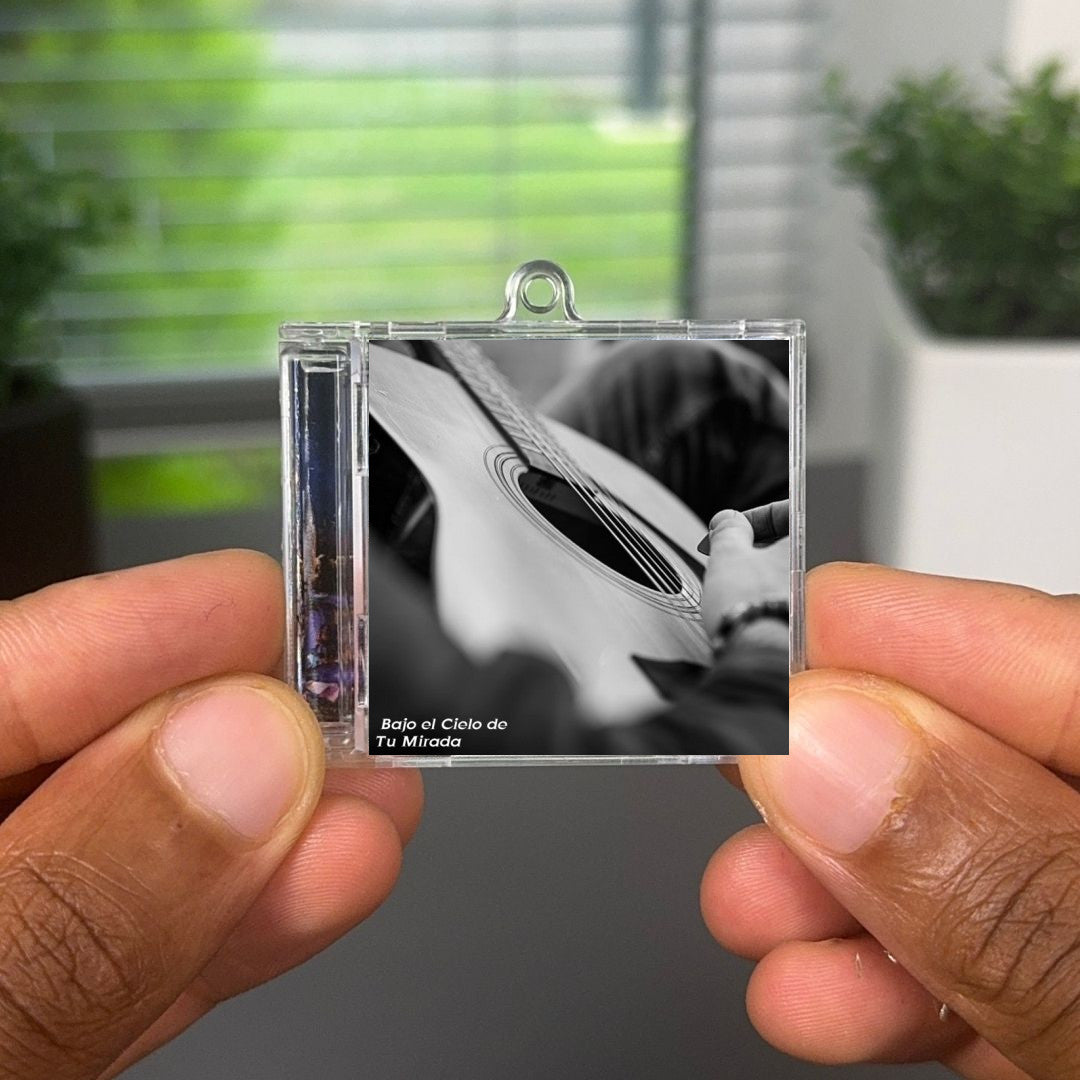 Bajo el Cielo de Tu Mirada llavero NFC