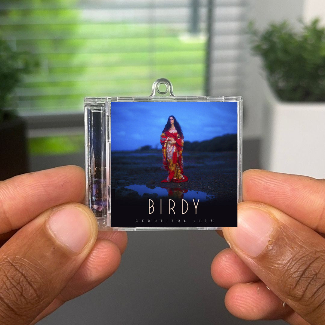 Beautiful Lies (Deluxe) llavero NFC