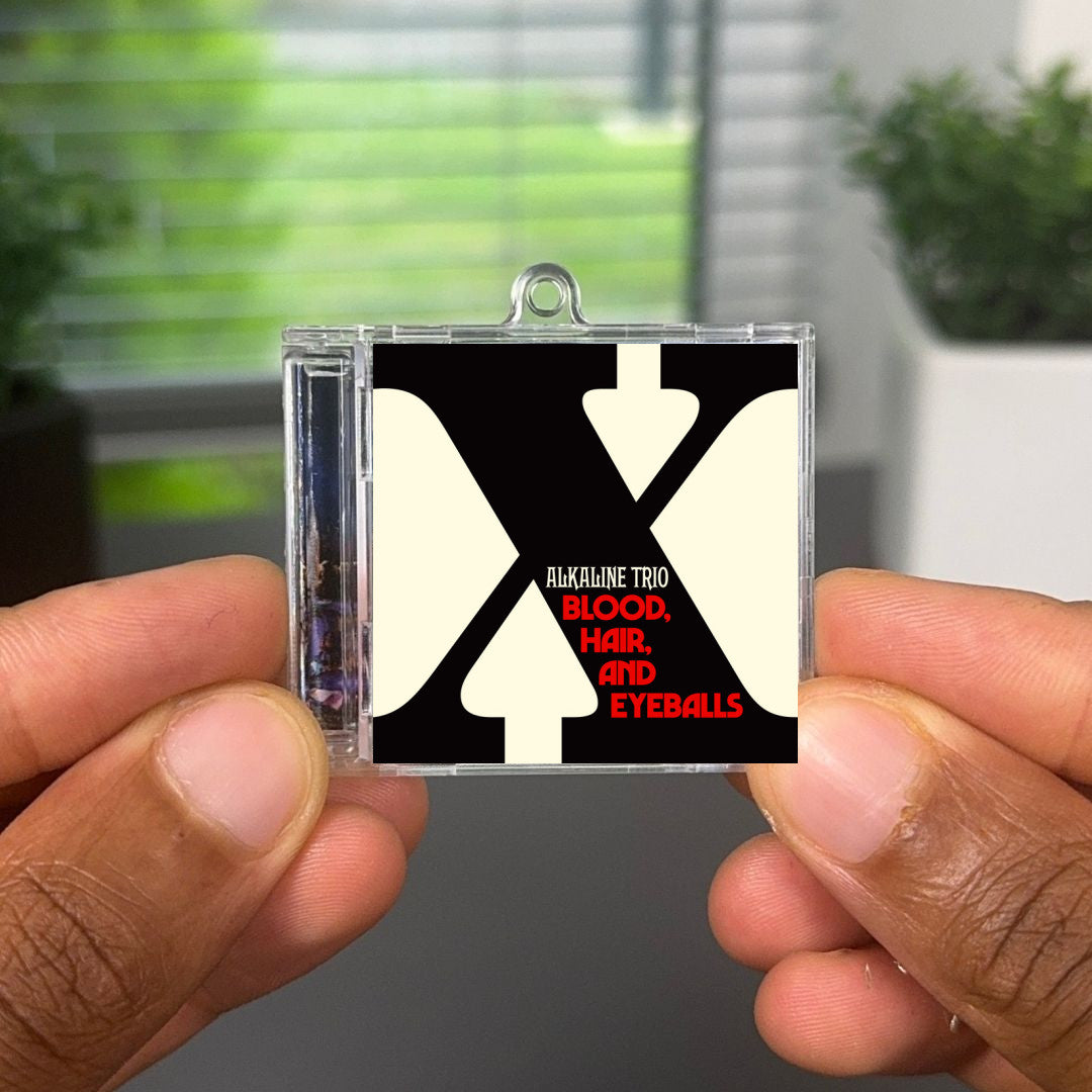 Blood, Hair, And Eyeballs llavero NFC