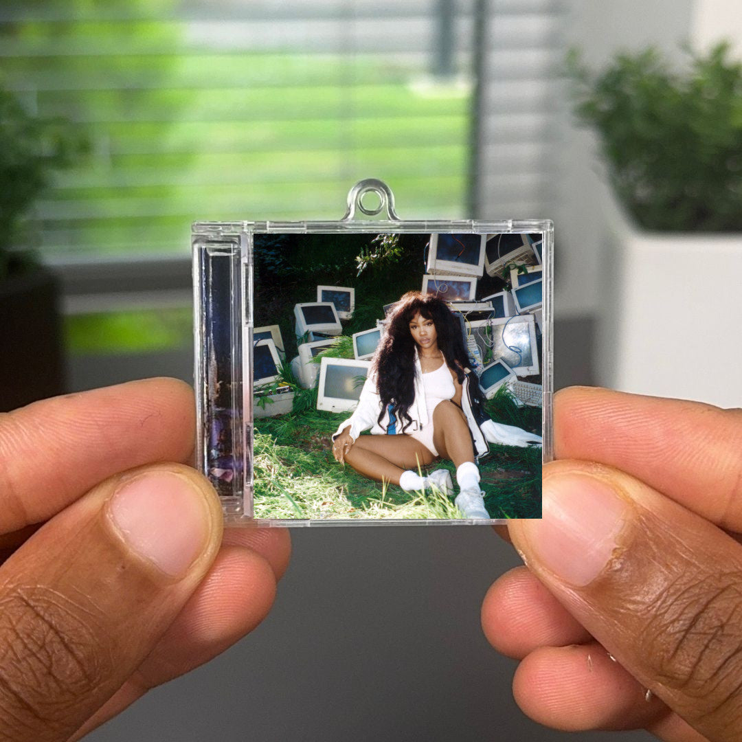 Ctrl (Deluxe) NFC Keychain