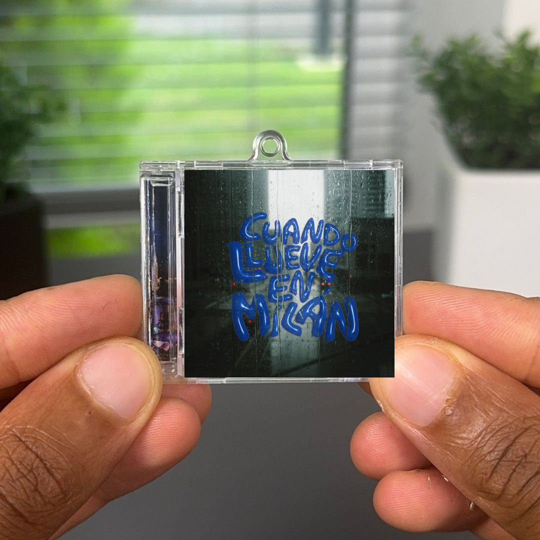 Cuando llueve en Milán llavero NFC