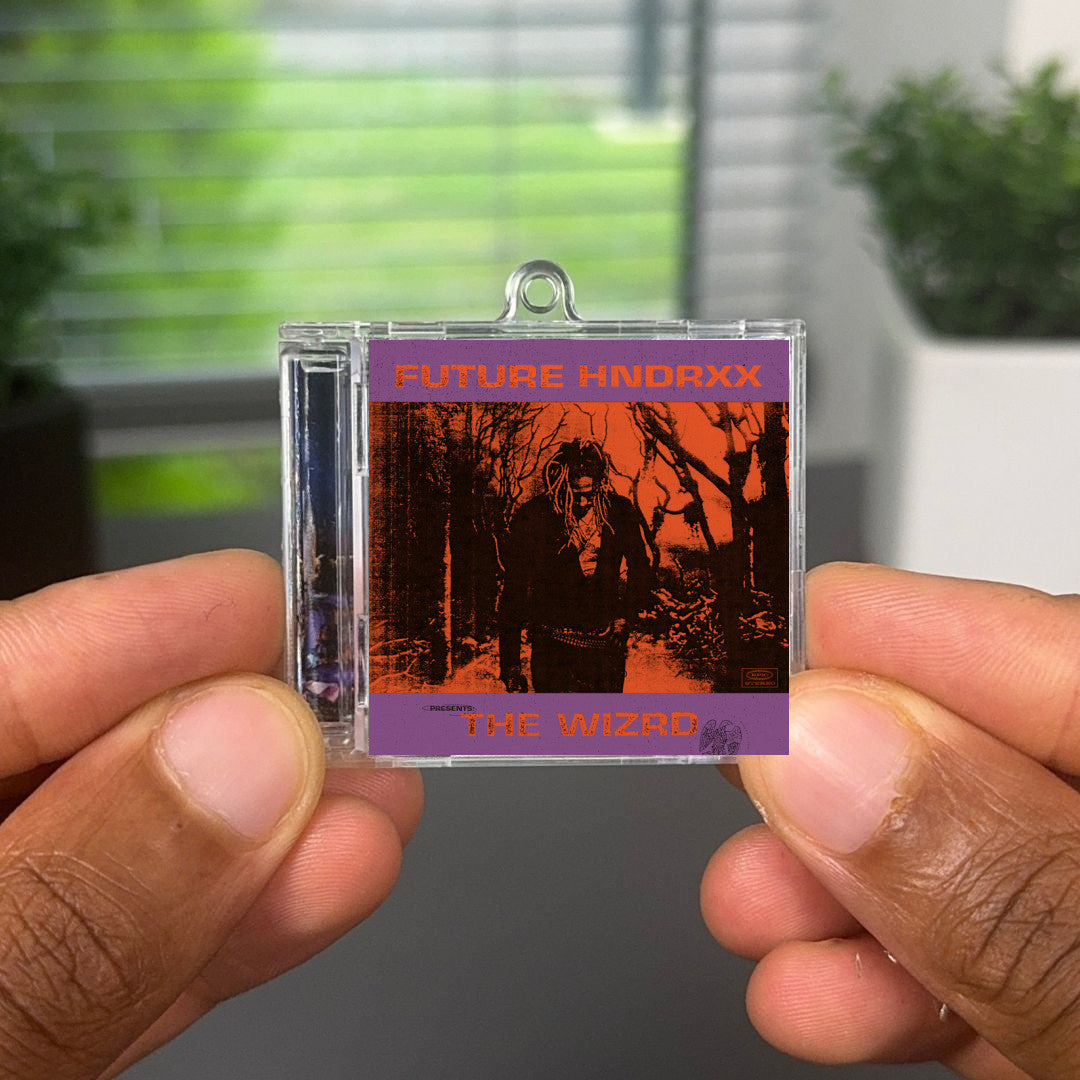 Future Hndrxx Presents: The WIZRD llavero NFC