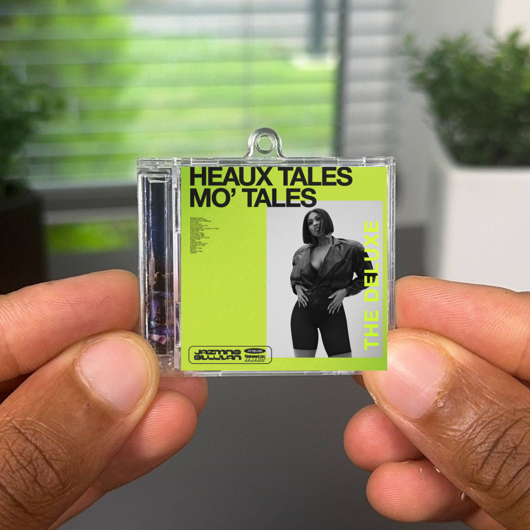 Heaux Tales, Mo" Tales: The Deluxe llavero NFC