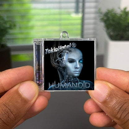 Humanoid (English Version) llavero NFC