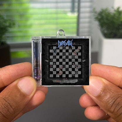 It"s Blood That Trickles Down llavero NFC