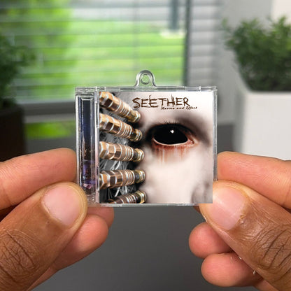 Karma and Effect llavero NFC