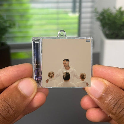 Saskepticism Vol. 2 llavero NFC