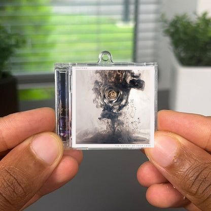 The Weight of Your Love llavero NFC