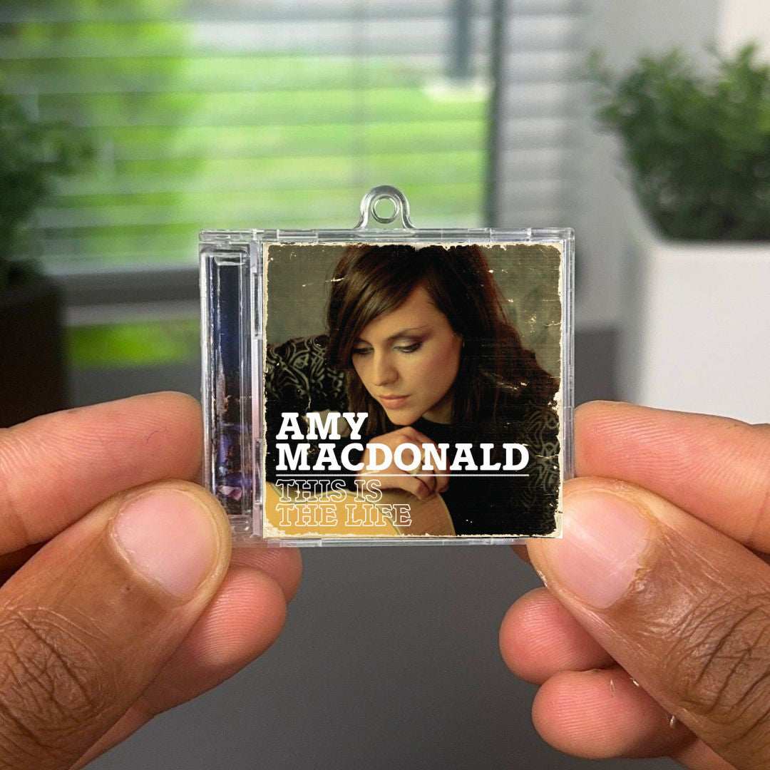 This Is The Life (eDeluxe) llavero NFC