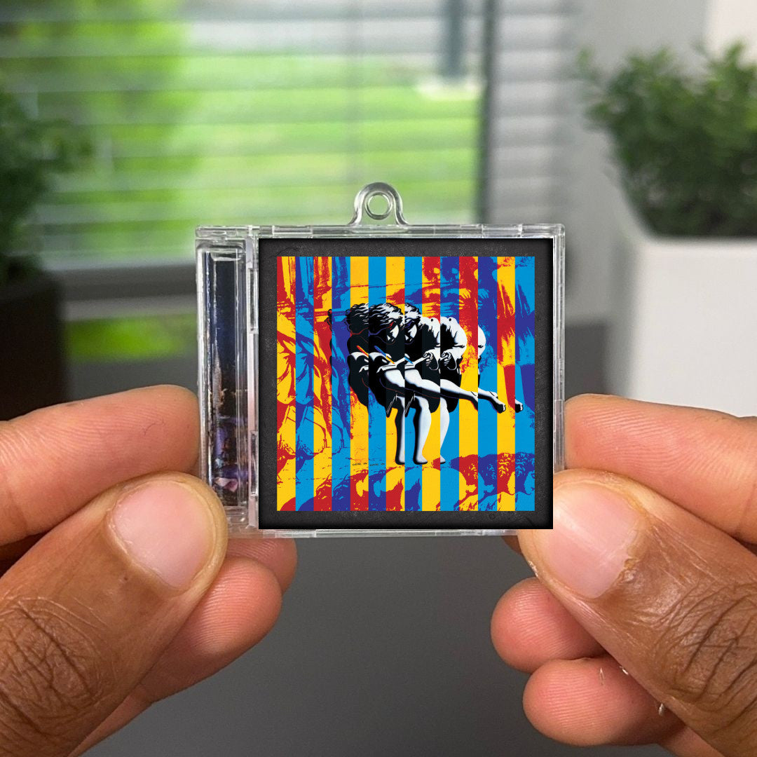 Use Your Illusion (Super Deluxe) llavero NFC