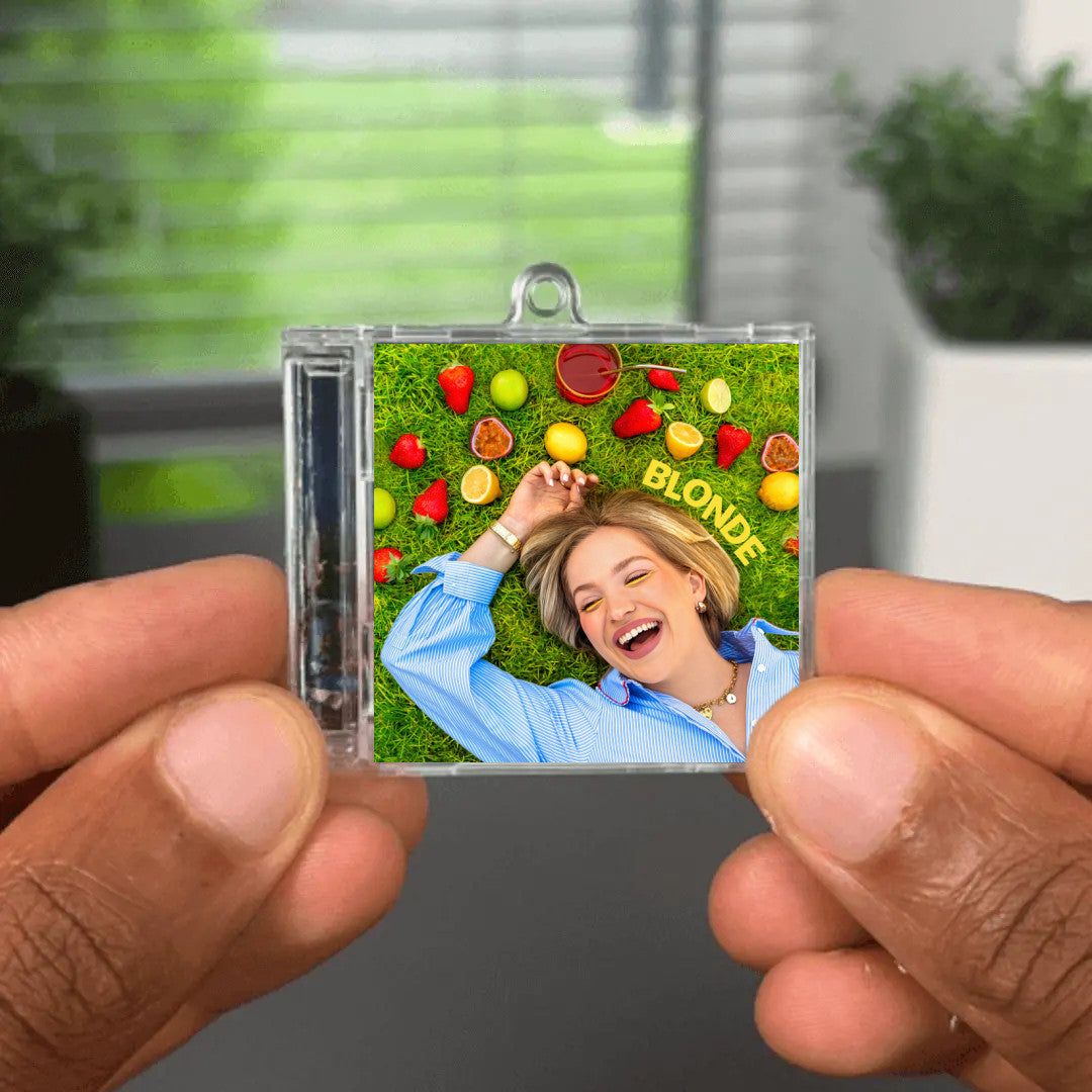 Blonde NFC Keychain