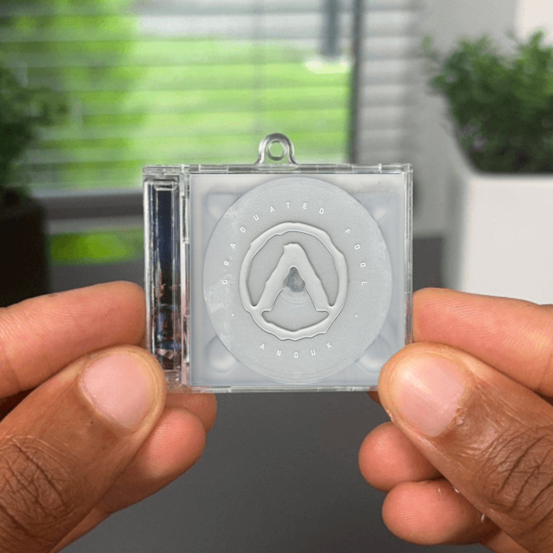 Graduated Fool llavero NFC