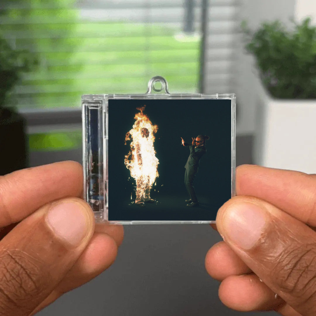 HEROES & VILLAINS (Heroes Version) Albumtag