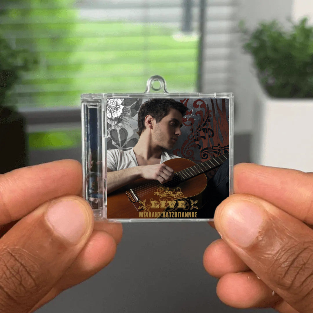 LIVE NFC Keychain