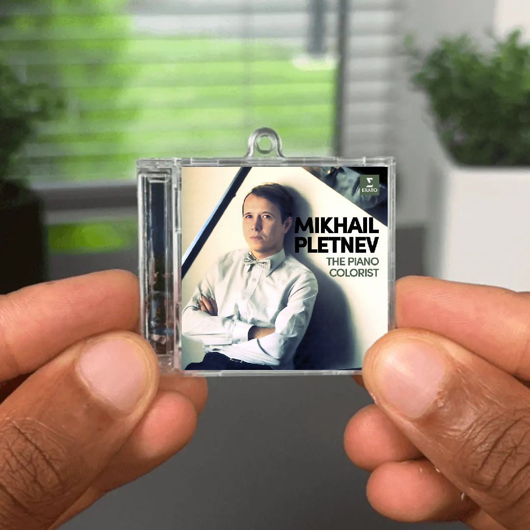 Mikhail Pletnev - The Piano Colorist NFC Keychain