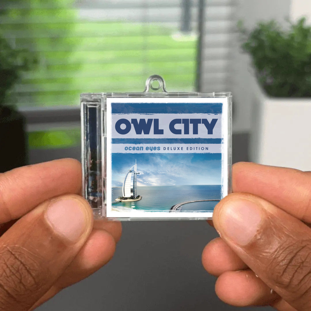 Ocean Eyes (Deluxe Version) NFC Keychain