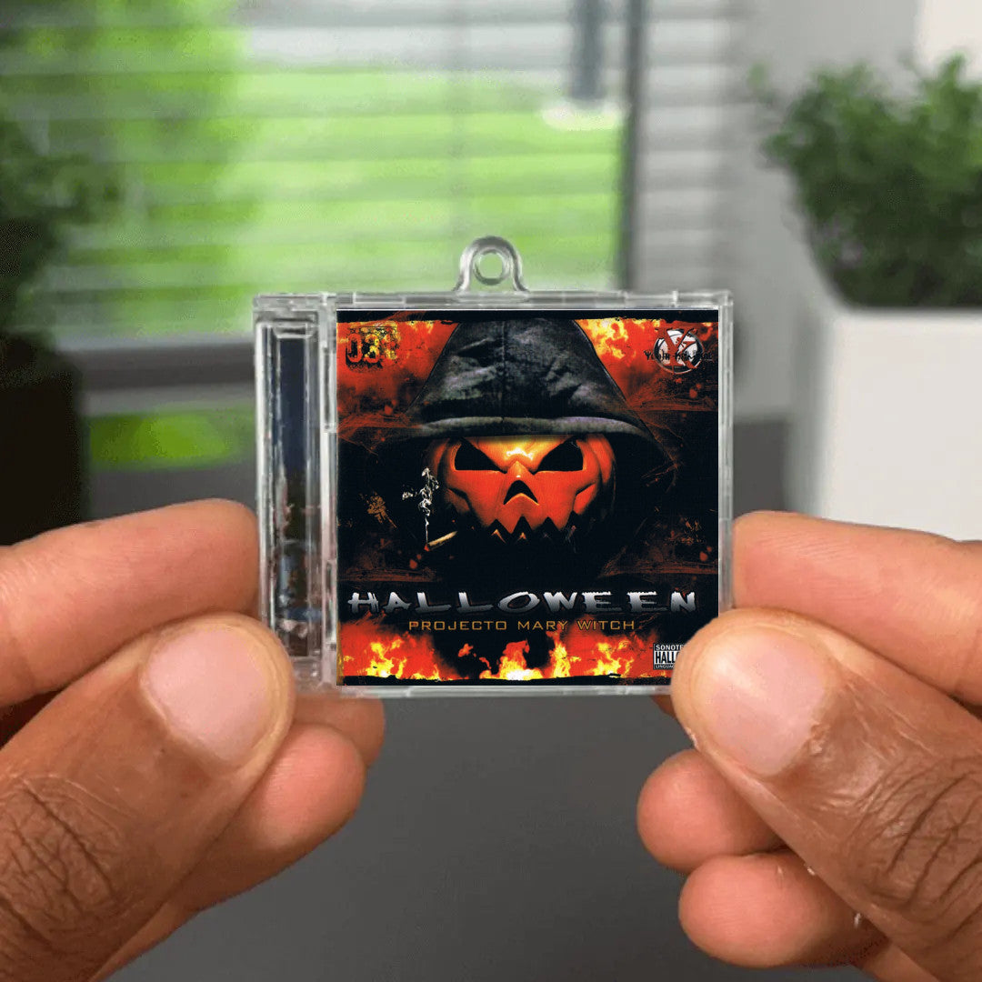 Projecto Mary Witch NFC Keychain