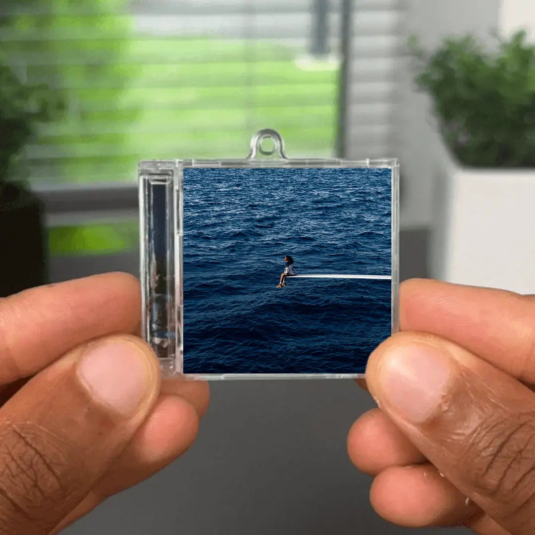 SOS NFC Keychain