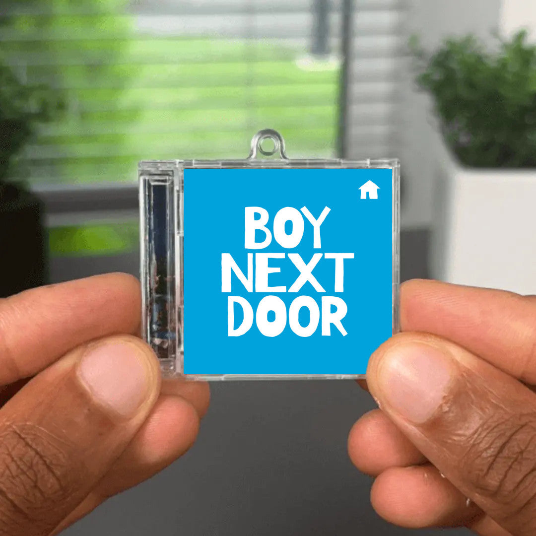 WHO! NFC Keychain